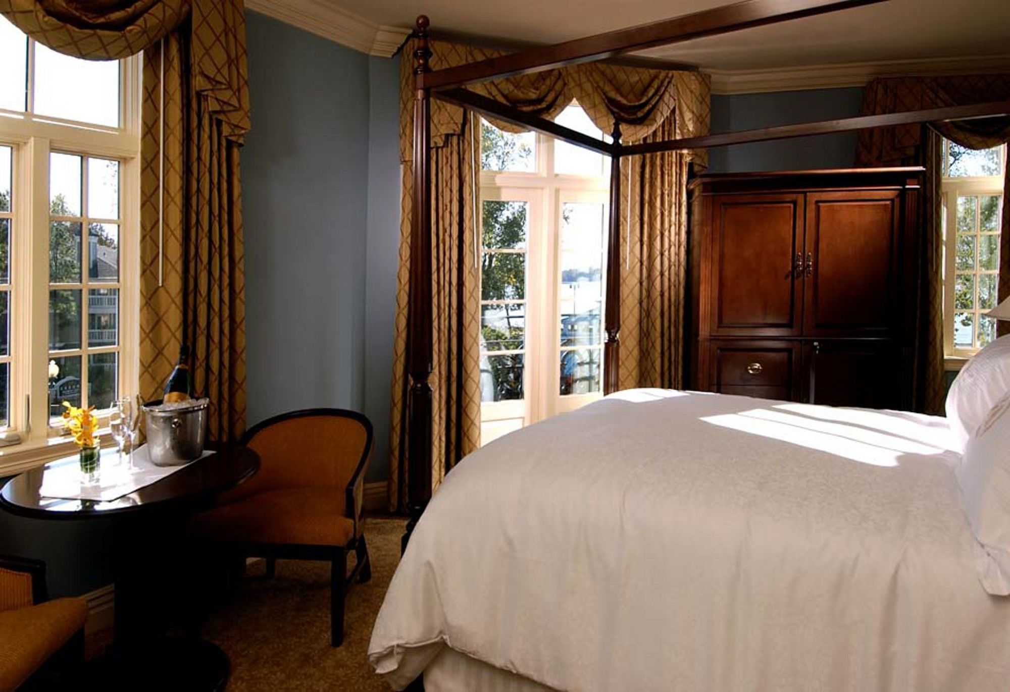 Hotel River Of Harbor Town Memphis